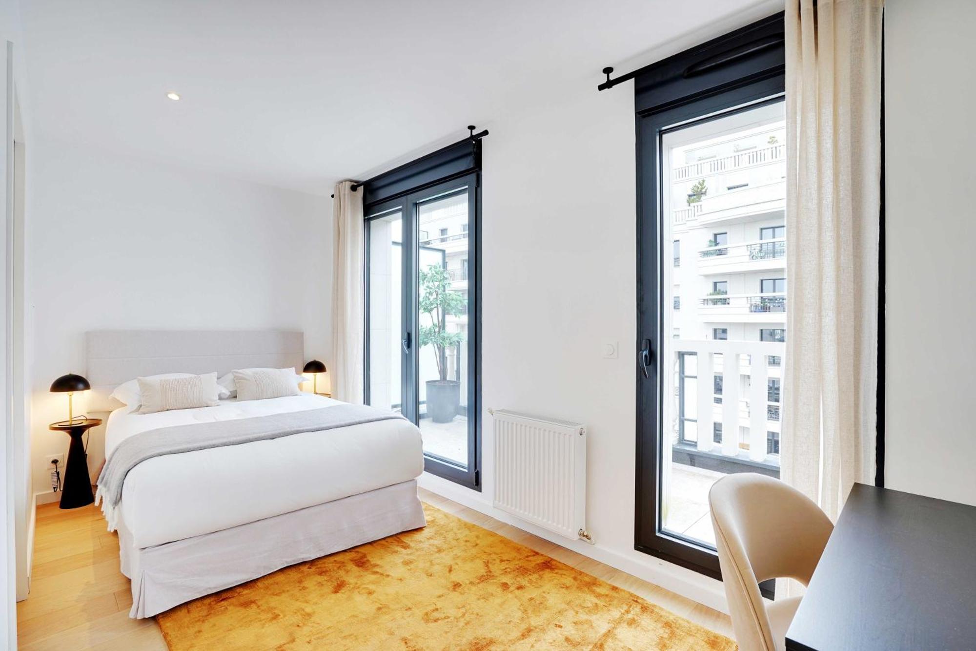 Raffinement Et Confort Dans Cette Residence A Levallois-Perret Exterior photo