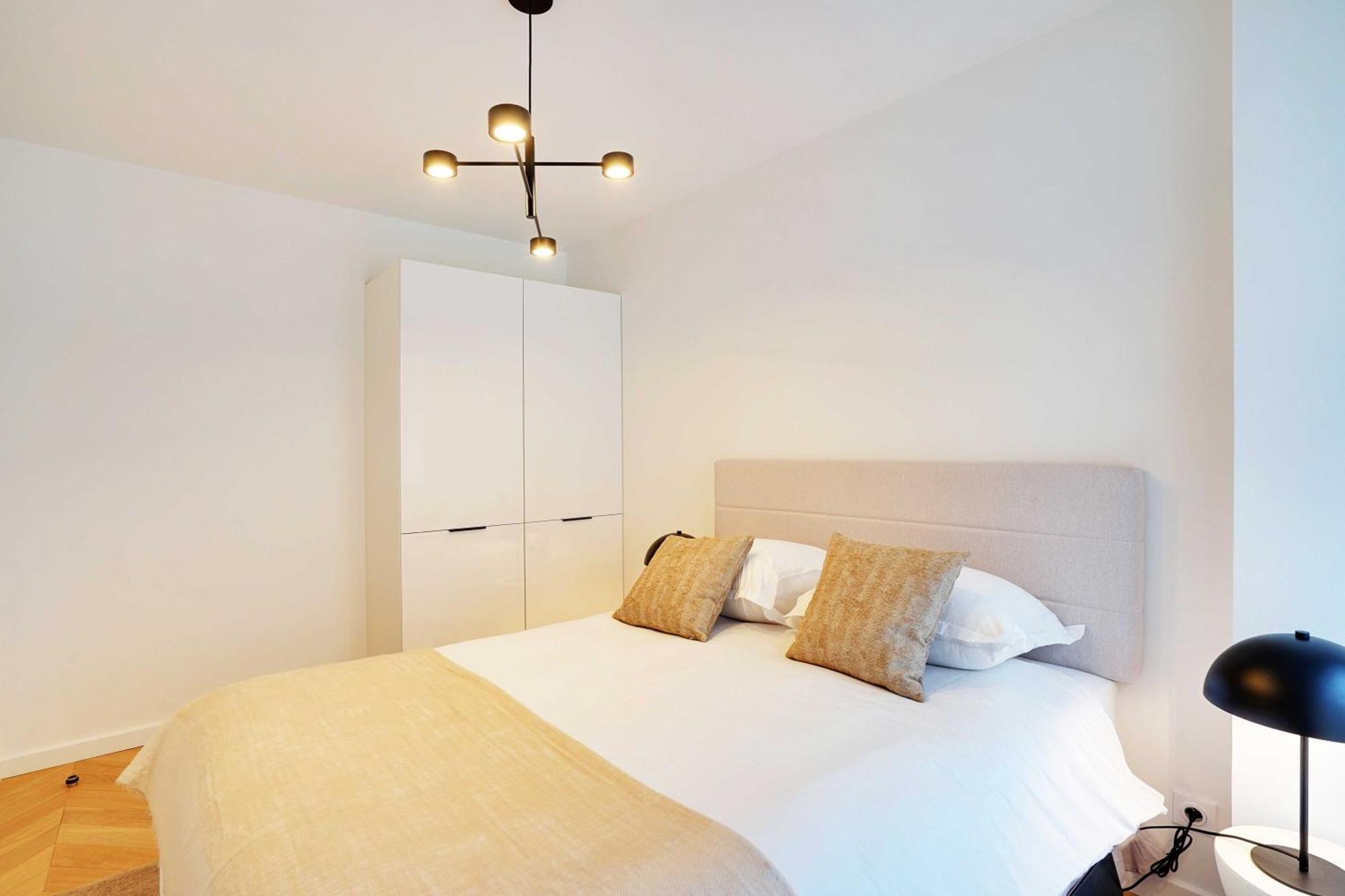 Raffinement Et Confort Dans Cette Residence A Levallois-Perret Exterior photo