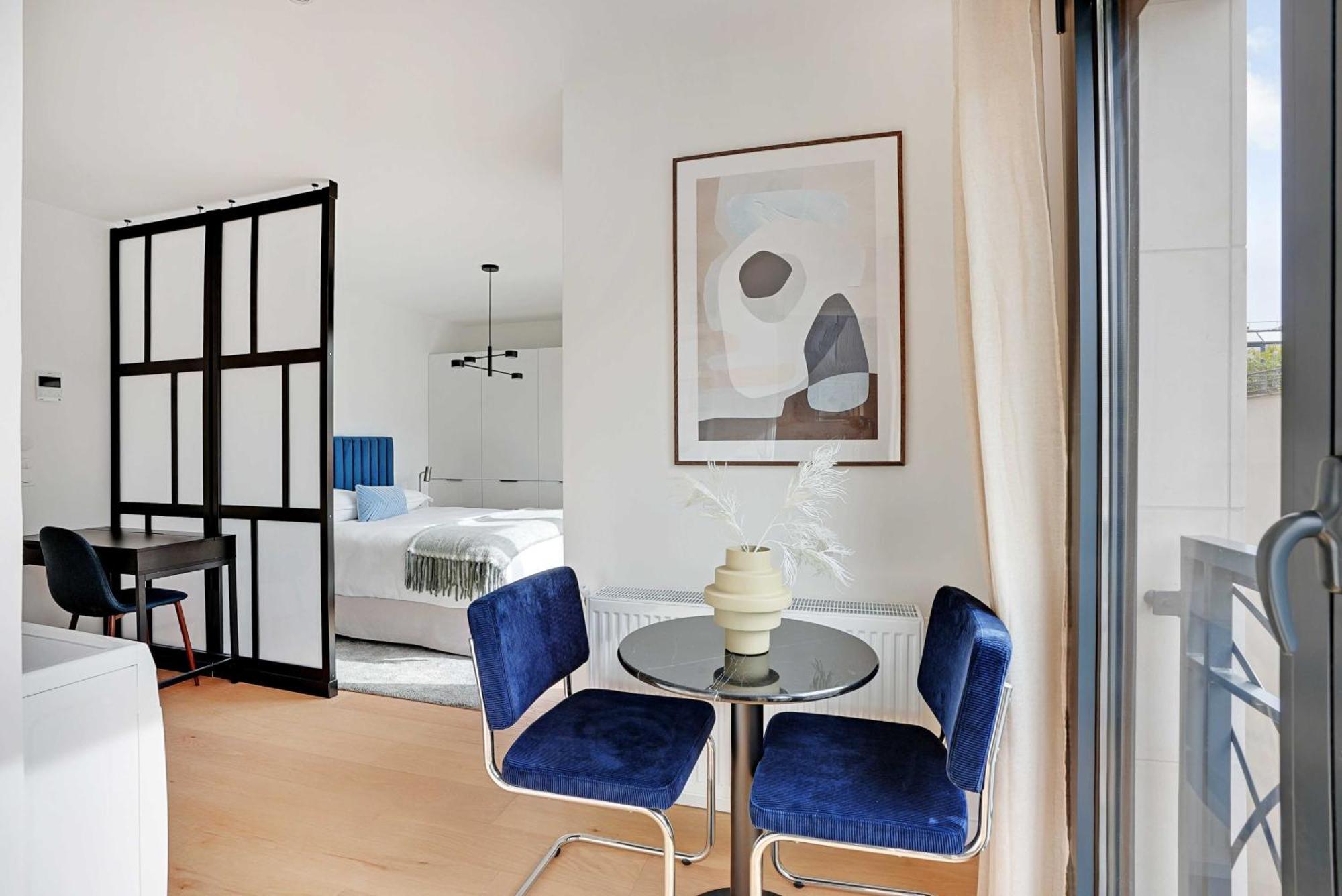 Raffinement Et Confort Dans Cette Residence A Levallois-Perret Exterior photo